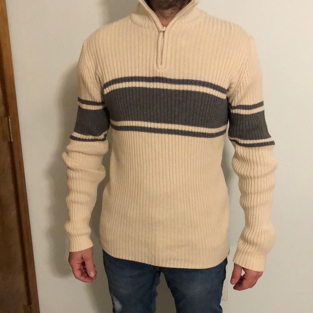 American Rag mock neck sweater size M